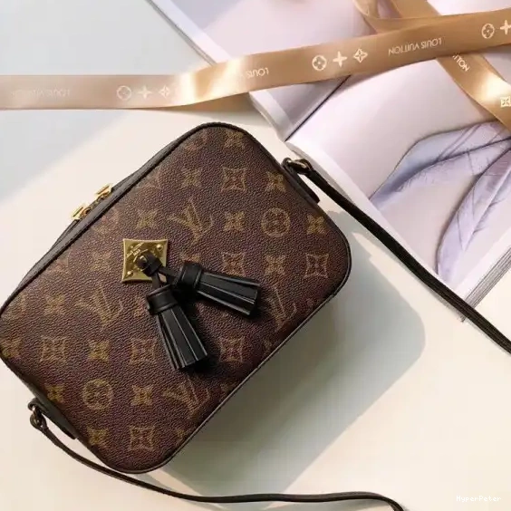SAINTONGE LOUIS VUITTON 0612
